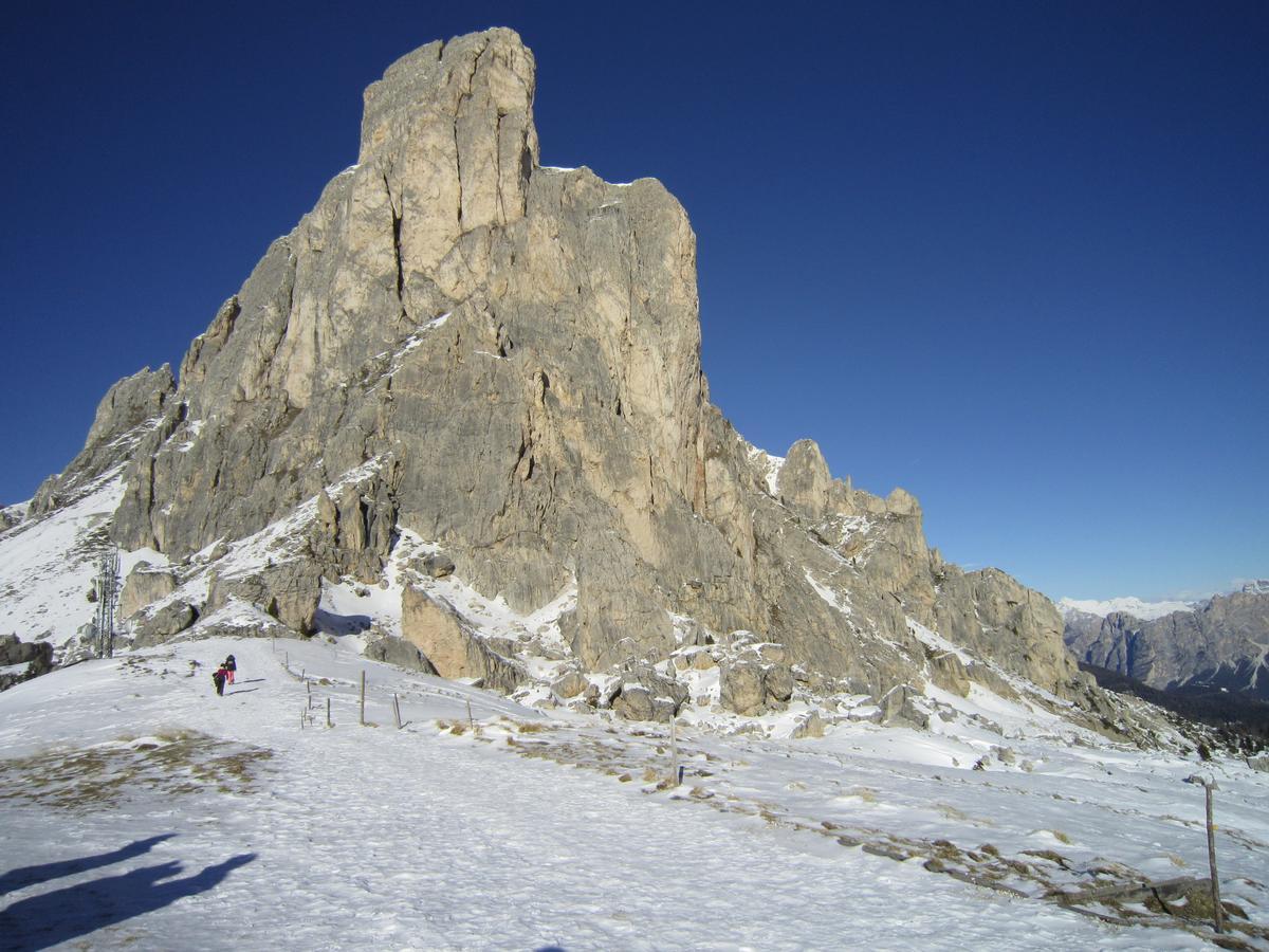 Casa Alpina Sacro Cuore Canale dʼAgordo Buitenkant foto